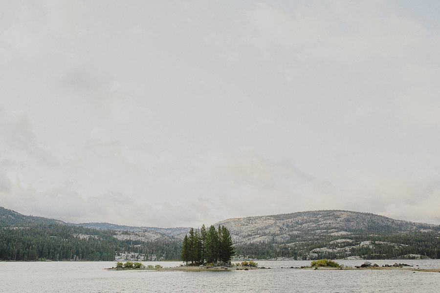 outdoor wedding lake tahoe