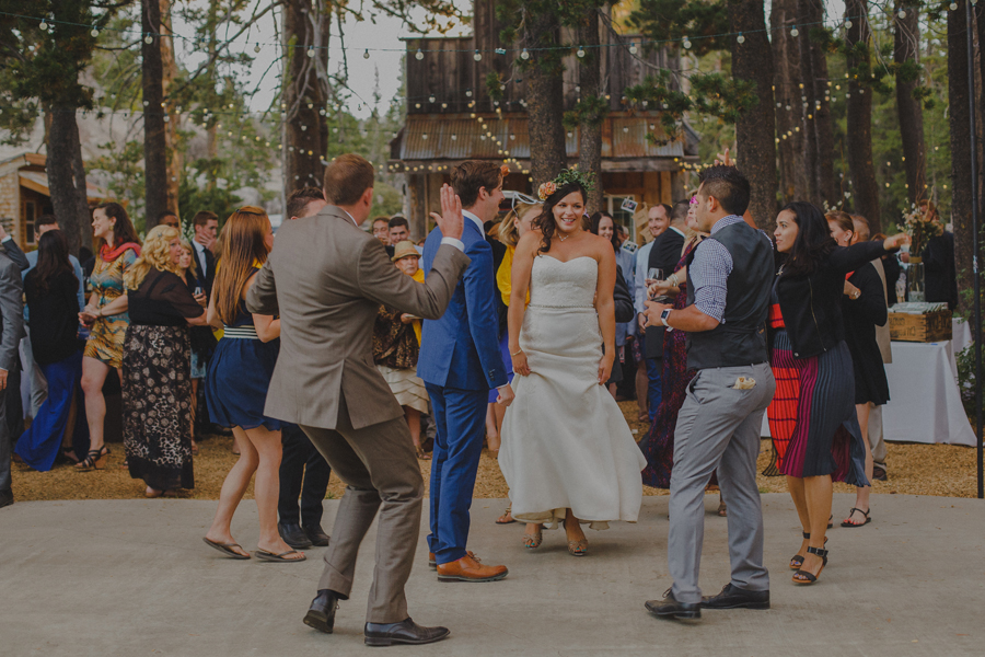 outdoor wedding dancing floor